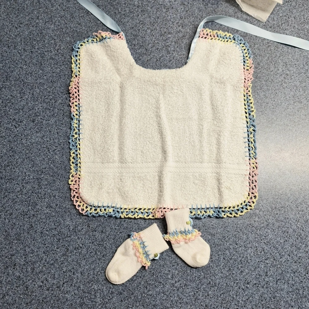 Handmade Crochet Trim Baby Bib and Booties Set, NWOT